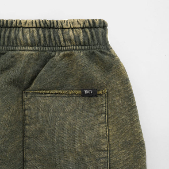 Core Washed Shorts - Military Green